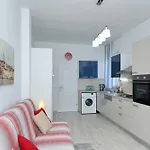 Vanda Land Apartment